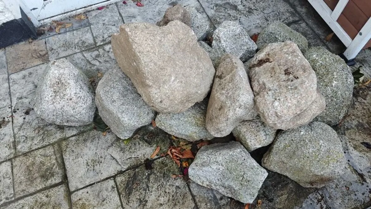 Granite rocks for sale - Image 1