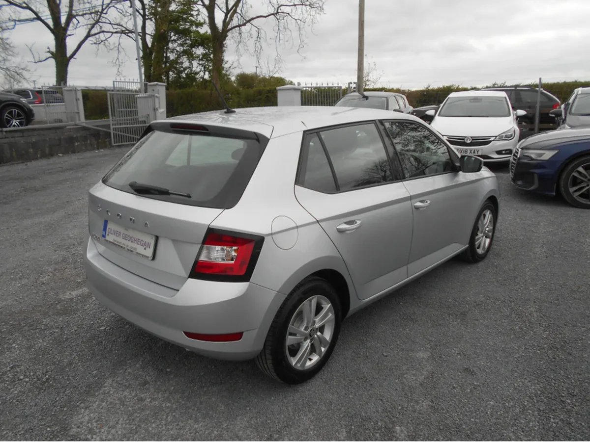 Skoda Fabia AMBITION 1.0 MPI - Image 2