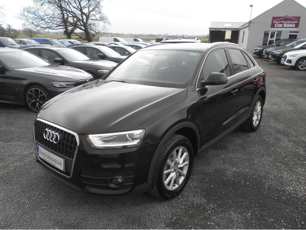 Audi Q3 2.0 TDI 140 SE (PAN ROOF) - Image 4