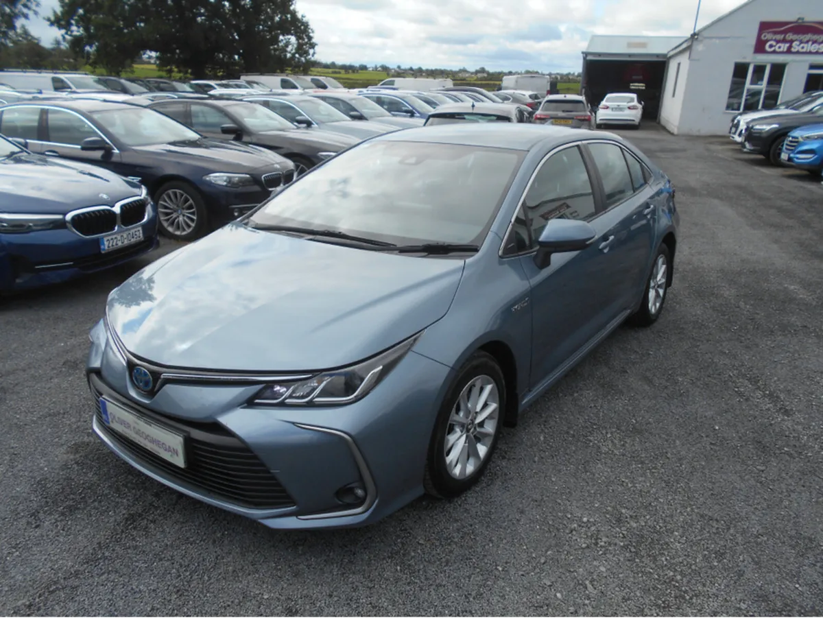 Toyota Corolla LUNA SALOON AUTO (CAMERA) - Image 4