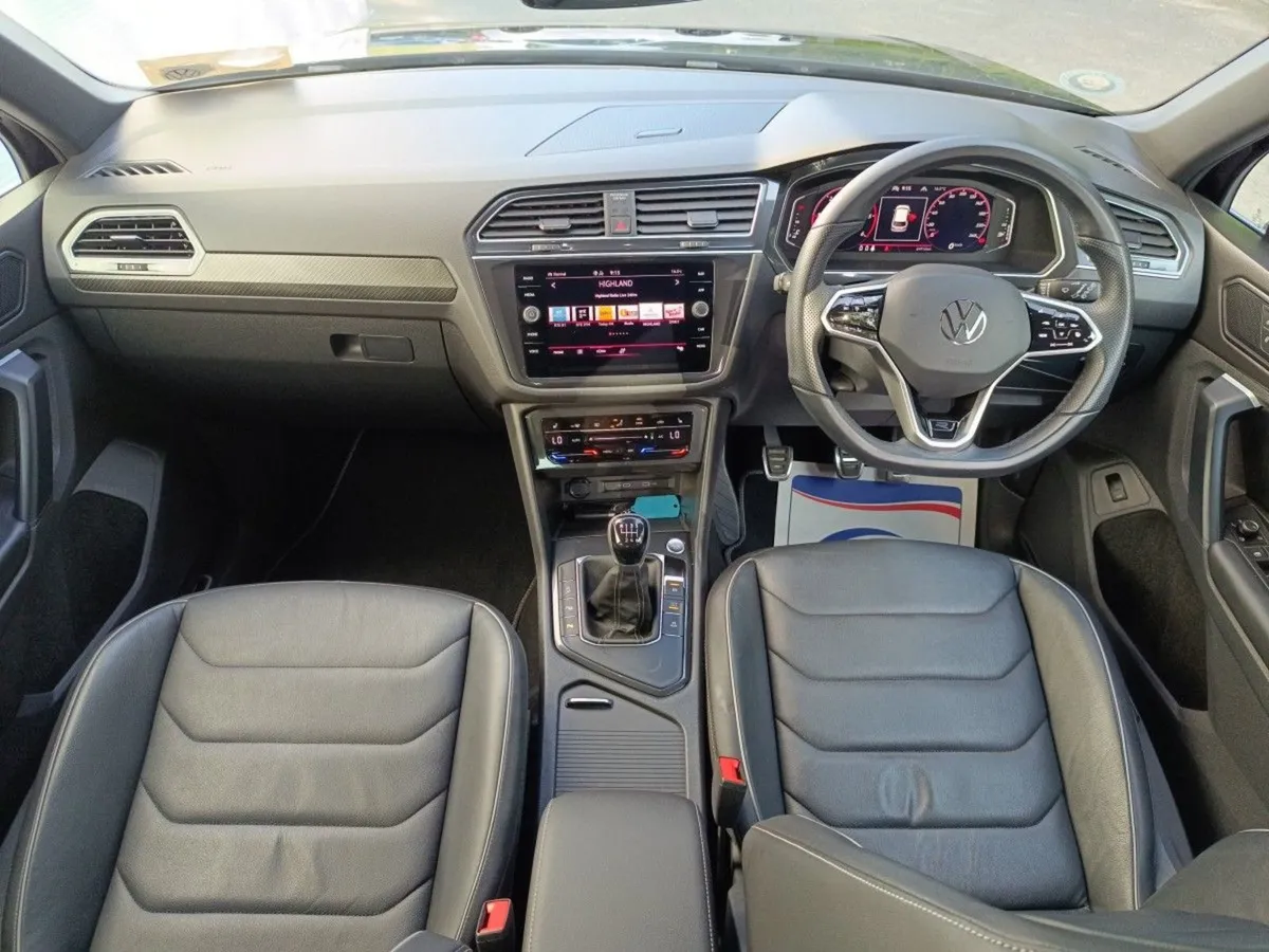 Volkswagen Tiguan 2.0 TDI 150HP R-line Leather In - Image 4