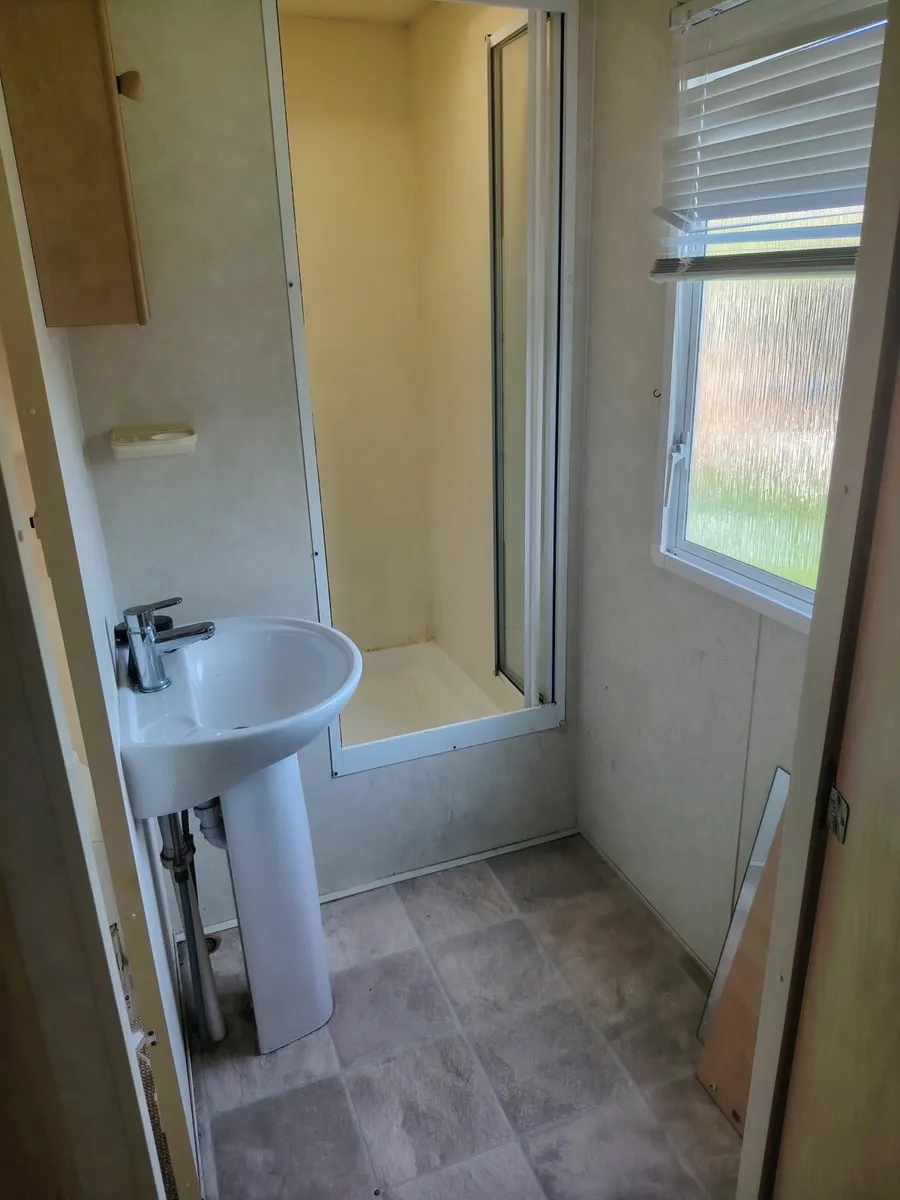 Mobile Home - Image 2