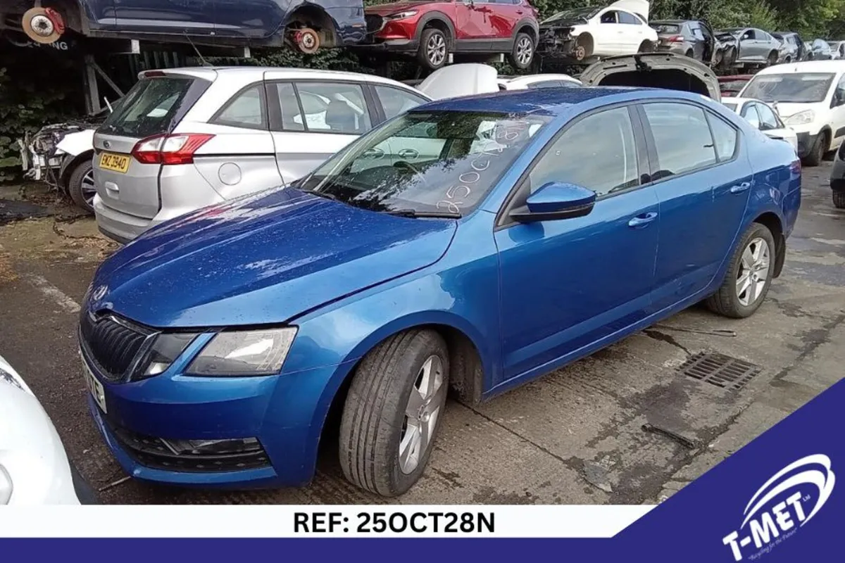 2017 SKODA OCTAVIA BREAKING FOR PARTS - Image 1