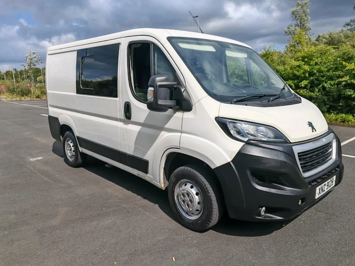 2018 PEUGEOT BOXER PRO 333 L1 HDI 9-SEATER - Image 1