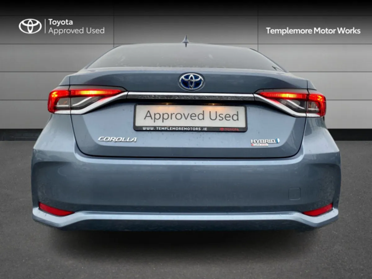 Toyota Corolla COROLLA HYB LUNA SPORT SA - Image 4
