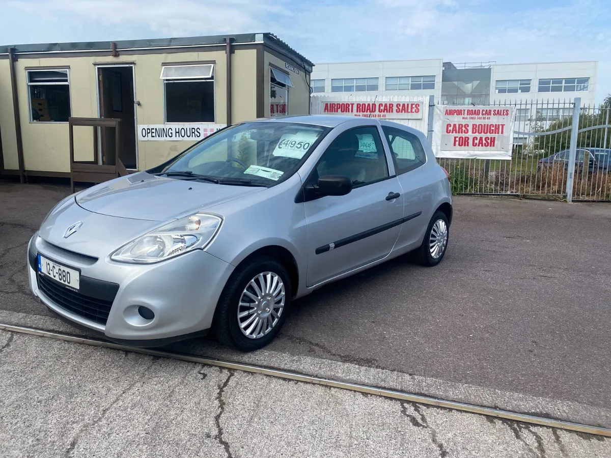 Renault Clio 2012 ONLY 138KLMS - Image 1