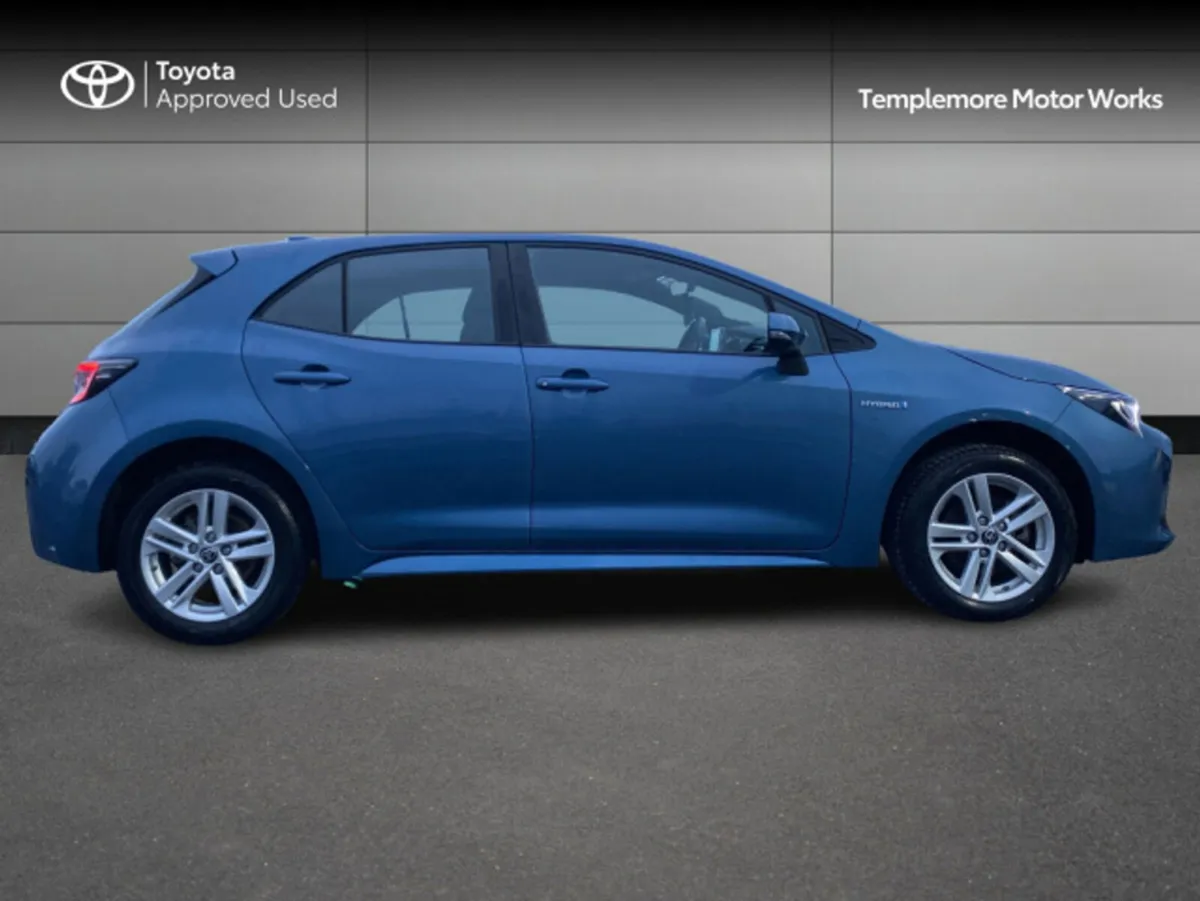 Toyota Corolla COROLLA HYBRID LUNA H/B - Image 3
