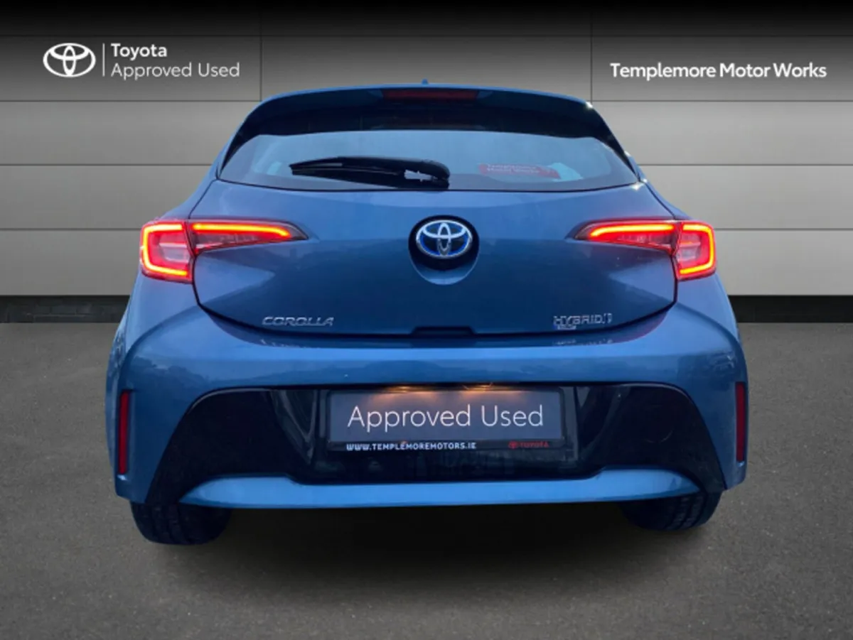 Toyota Corolla COROLLA HYBRID LUNA H/B - Image 4