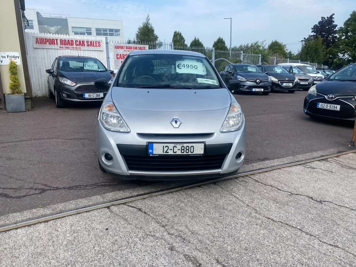 Renault Clio 2012 ONLY 138KLMS - Image 2