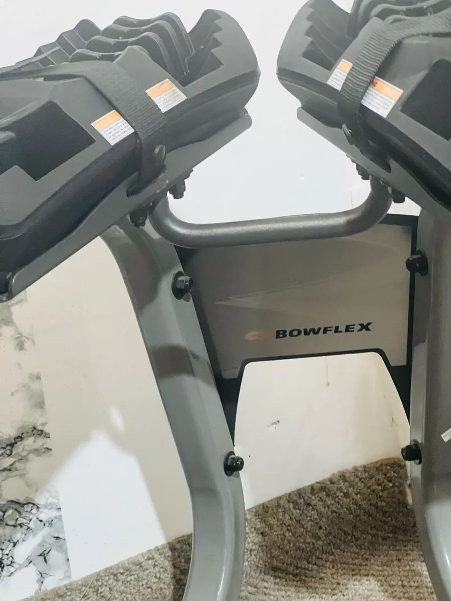 40kG Bowflex SelectTech Adjustable Dumbbells - Image 3
