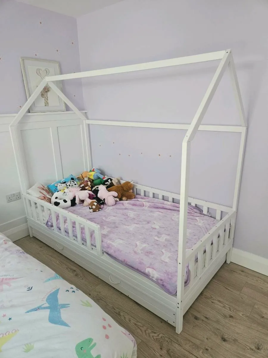 Kids bedroom