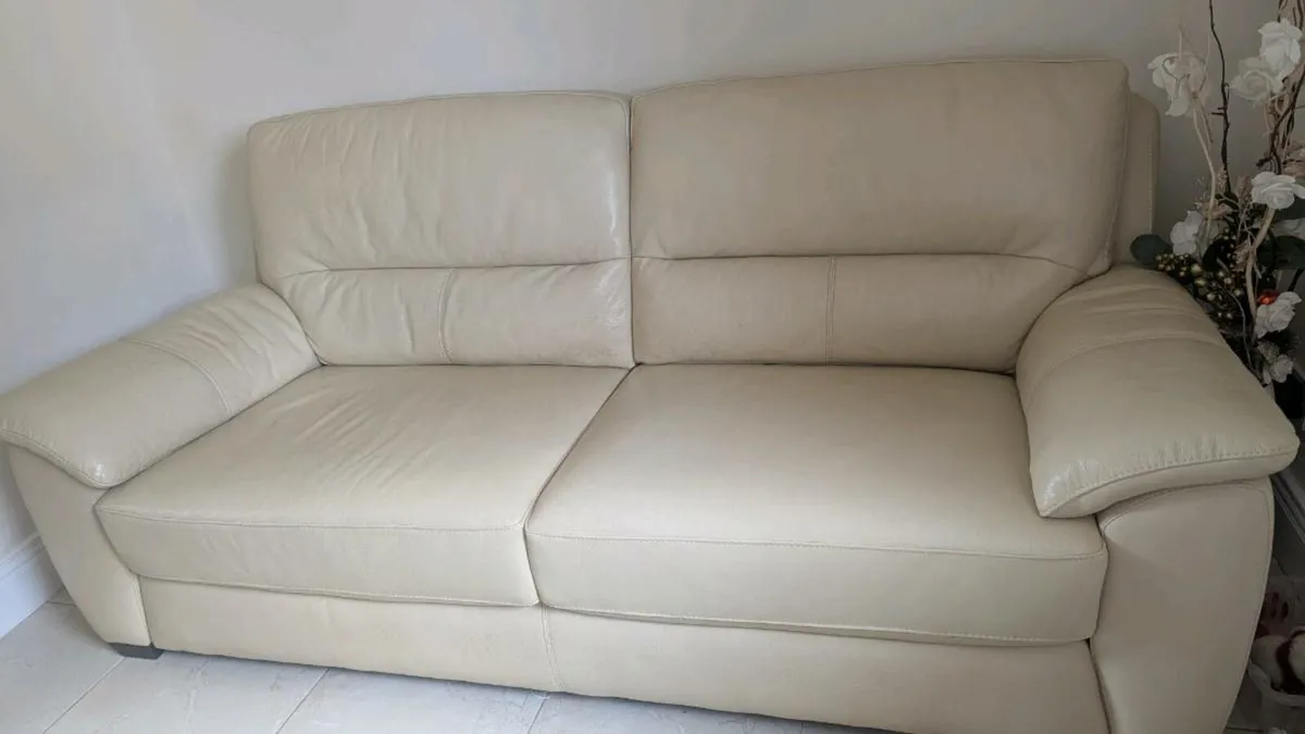 Leather sofa - Image 2