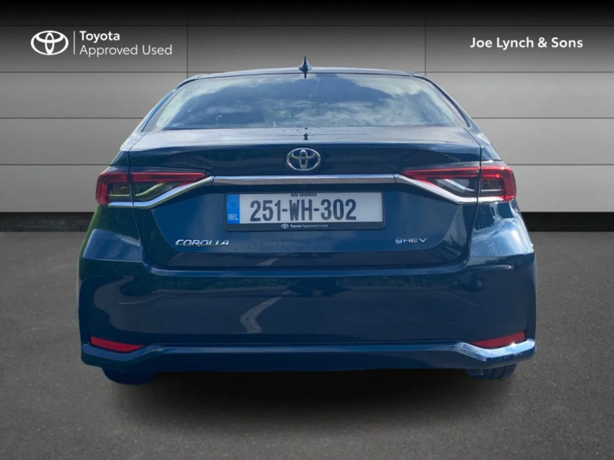 Toyota Corolla COROLLA SALOON LUNA - Image 4