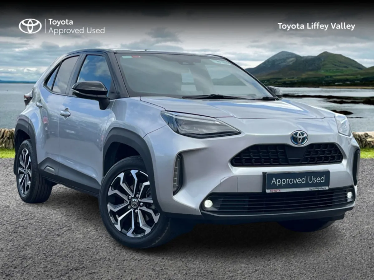 Toyota Yaris YARIS CROSS LUNA SPORT AUTO - Image 1