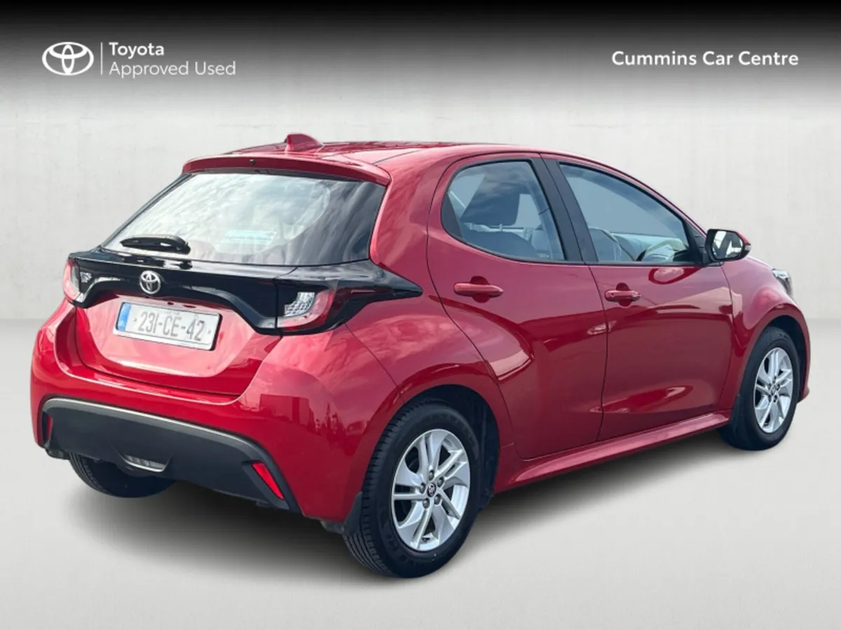 Toyota Yaris 1.0 LUNA 4DR - Image 2