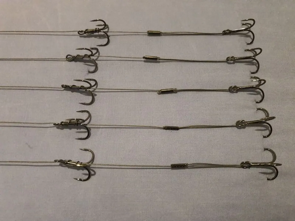 NEW - 5 x Twin Treble Dead Bait Traces for Pike - Pike Perch Trout Salmon Bass Cod Pollock - Image 1