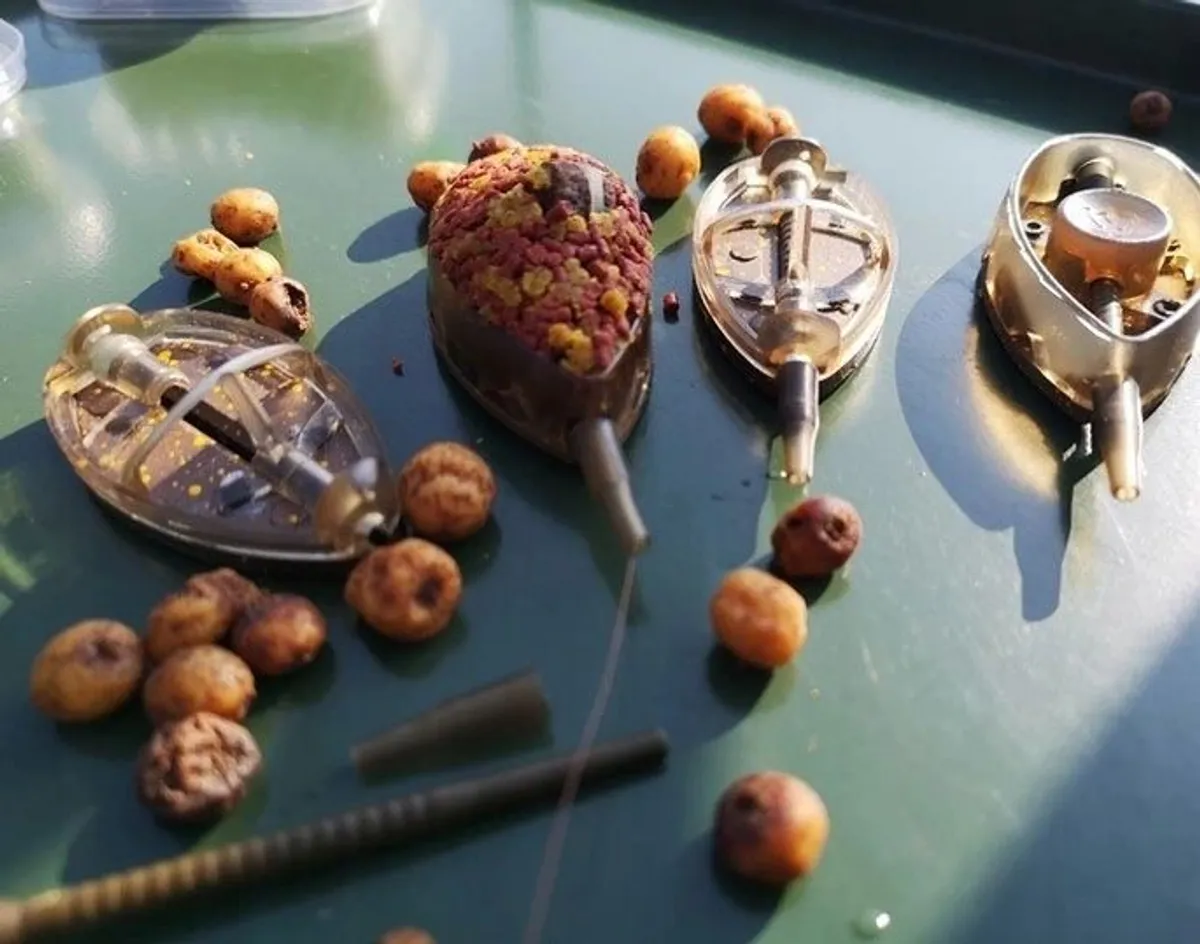 NEW - Size XL - Set of (2x60g) "Douglas" + (2x50g) ,,Aperio'' Mikado Method Feeder Q.M.F. System + Mould - Carp Tench Bream Feeder Method Pellet Dumbells Hybrid Roach - Image 3