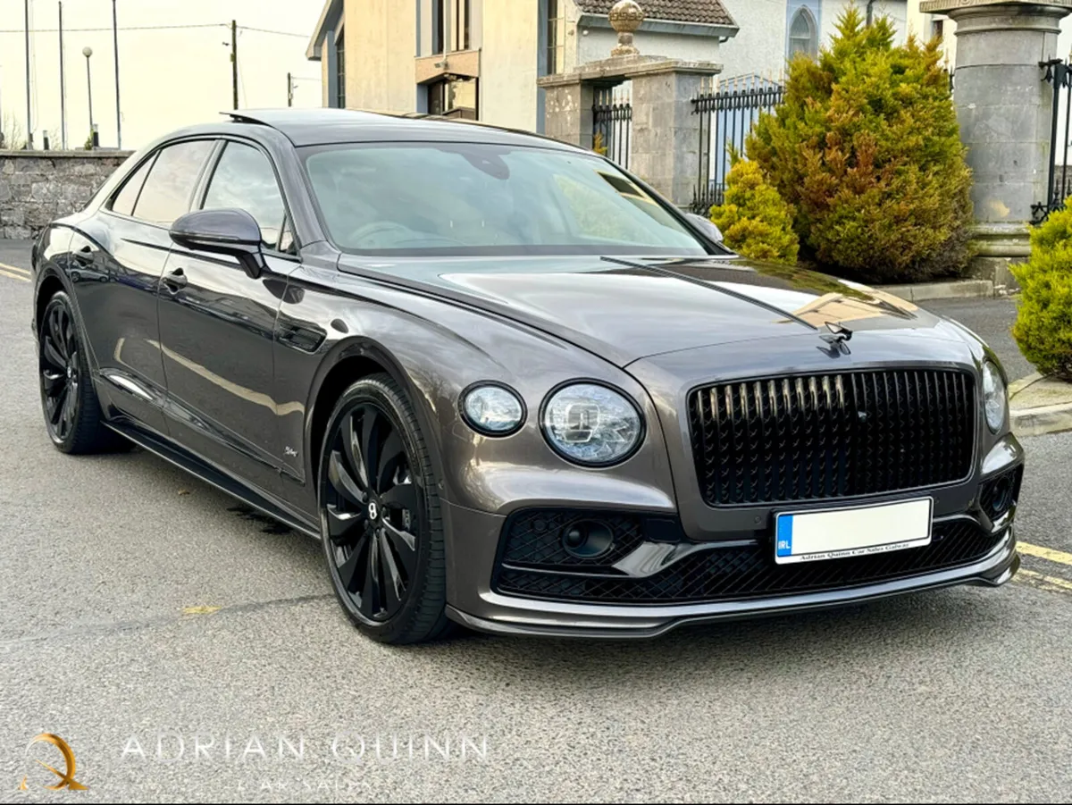 Bentley Flying Spur 3.0 V6 HYBRID AUTO==HUGE SPEC= - Image 4