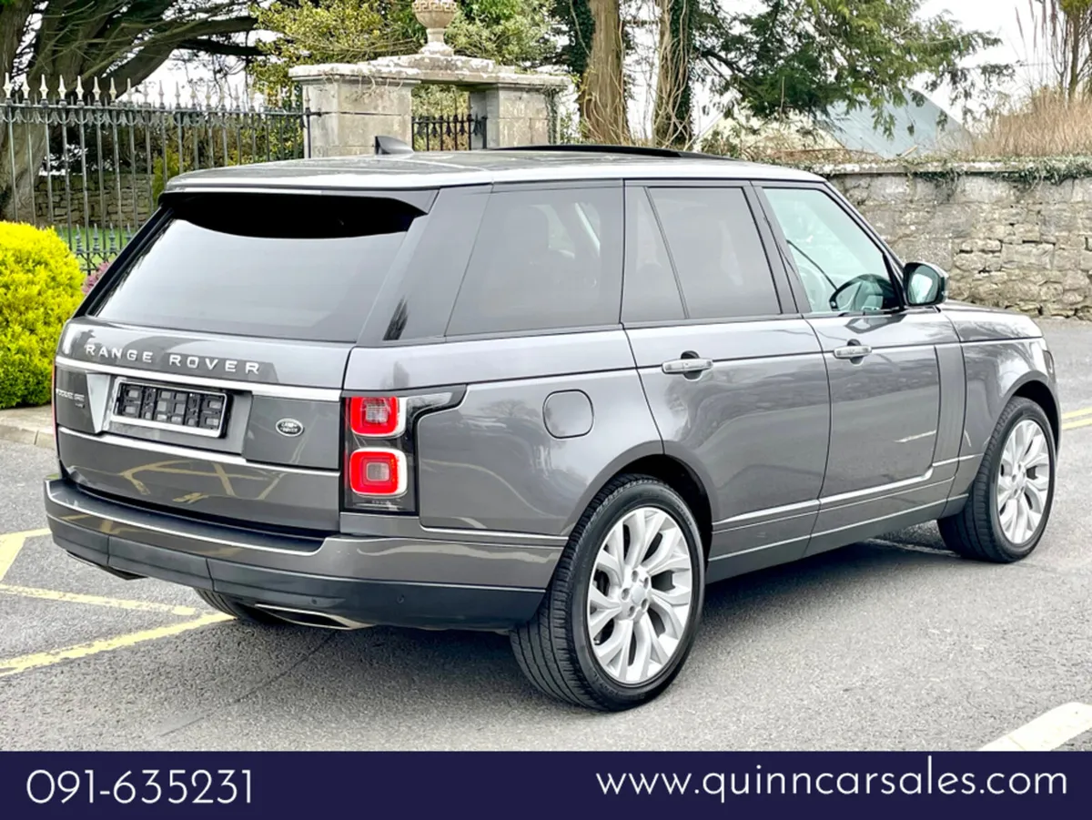 Land Rover Range Rover P400e VOGUE SE HYBRID AUTO= - Image 3