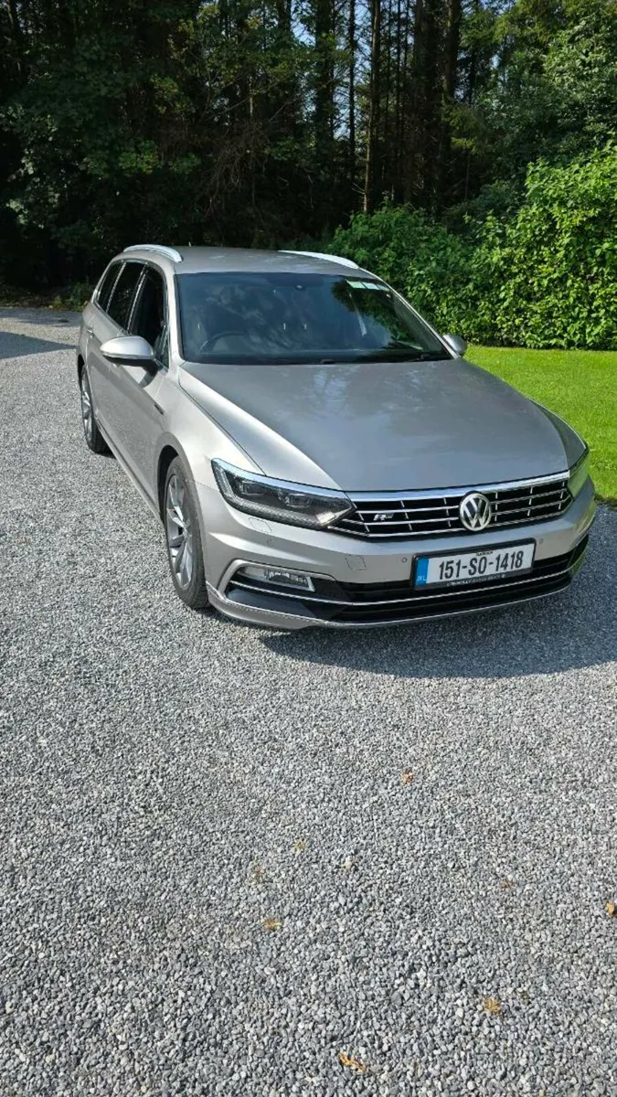 Volkswagen passat rline estate automatic - Image 1