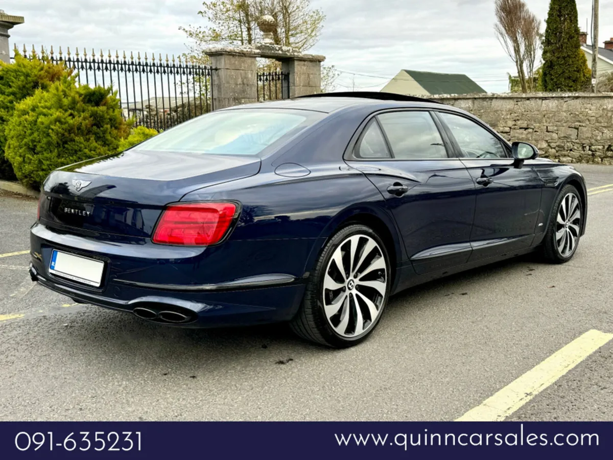 Bentley Flying Spur ==SOLD==4.0 V8 BLACKLINE AUTO= - Image 3