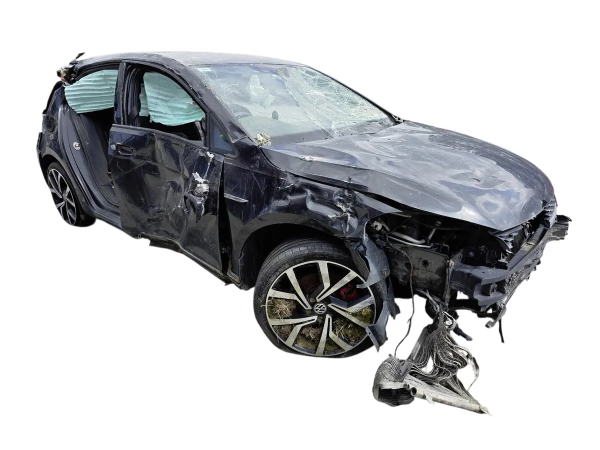 2015 VOLKSWAGEN GOLF GTD For Breaking/Dismantling - Image 1