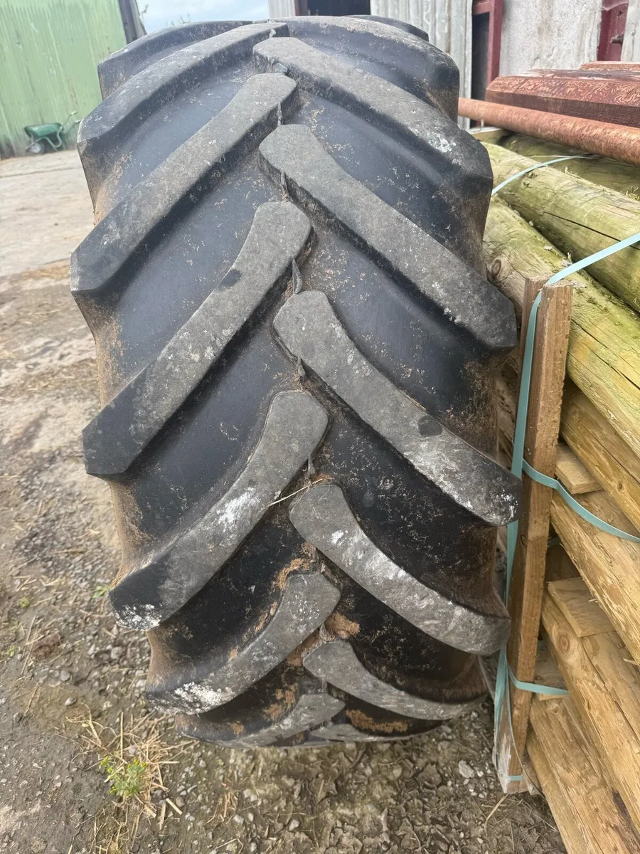 Tanker Tyre - Image 1