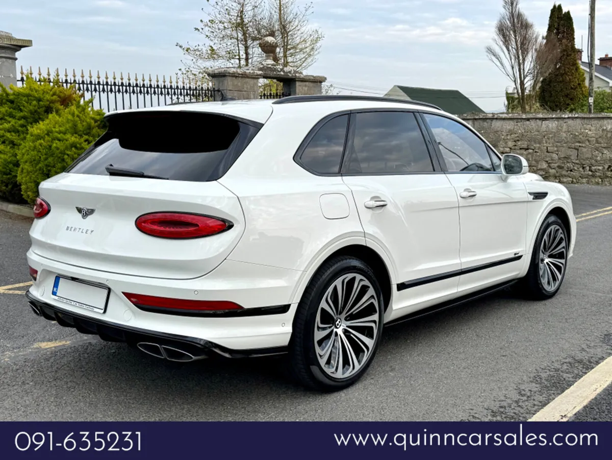 Bentley Bentayga ==SOLD==3.0 TFSIe BLACKLINE HYBRI - Image 3