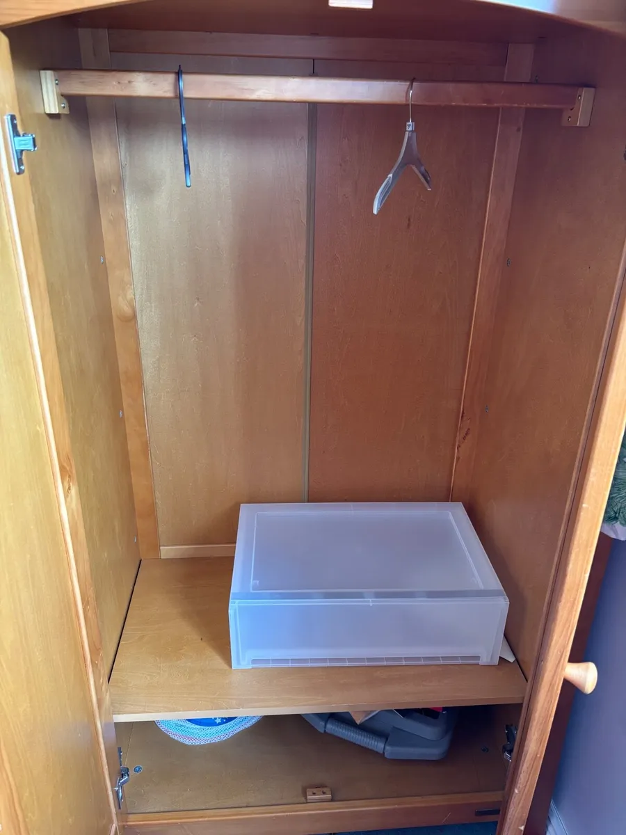 Nursery wardrobe and chest of drawers - Image 2