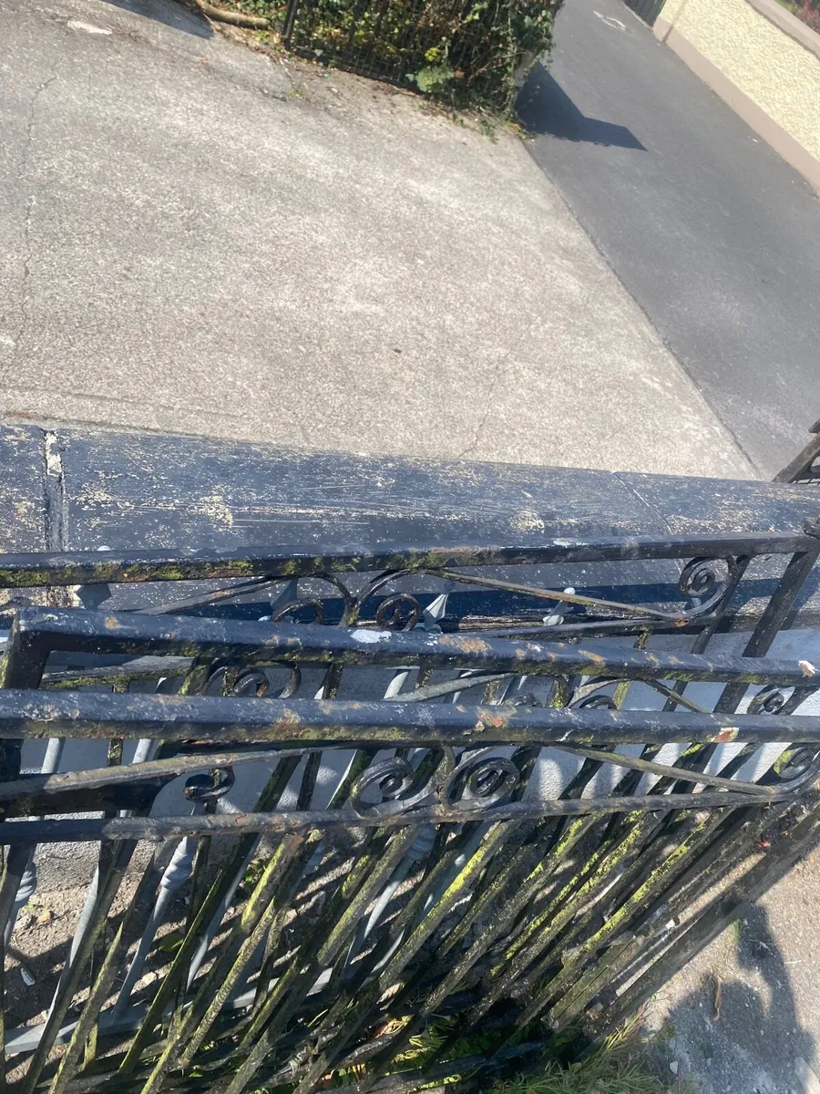 Vintage Wrought Iron Gate – Needs Restoration - Image 1