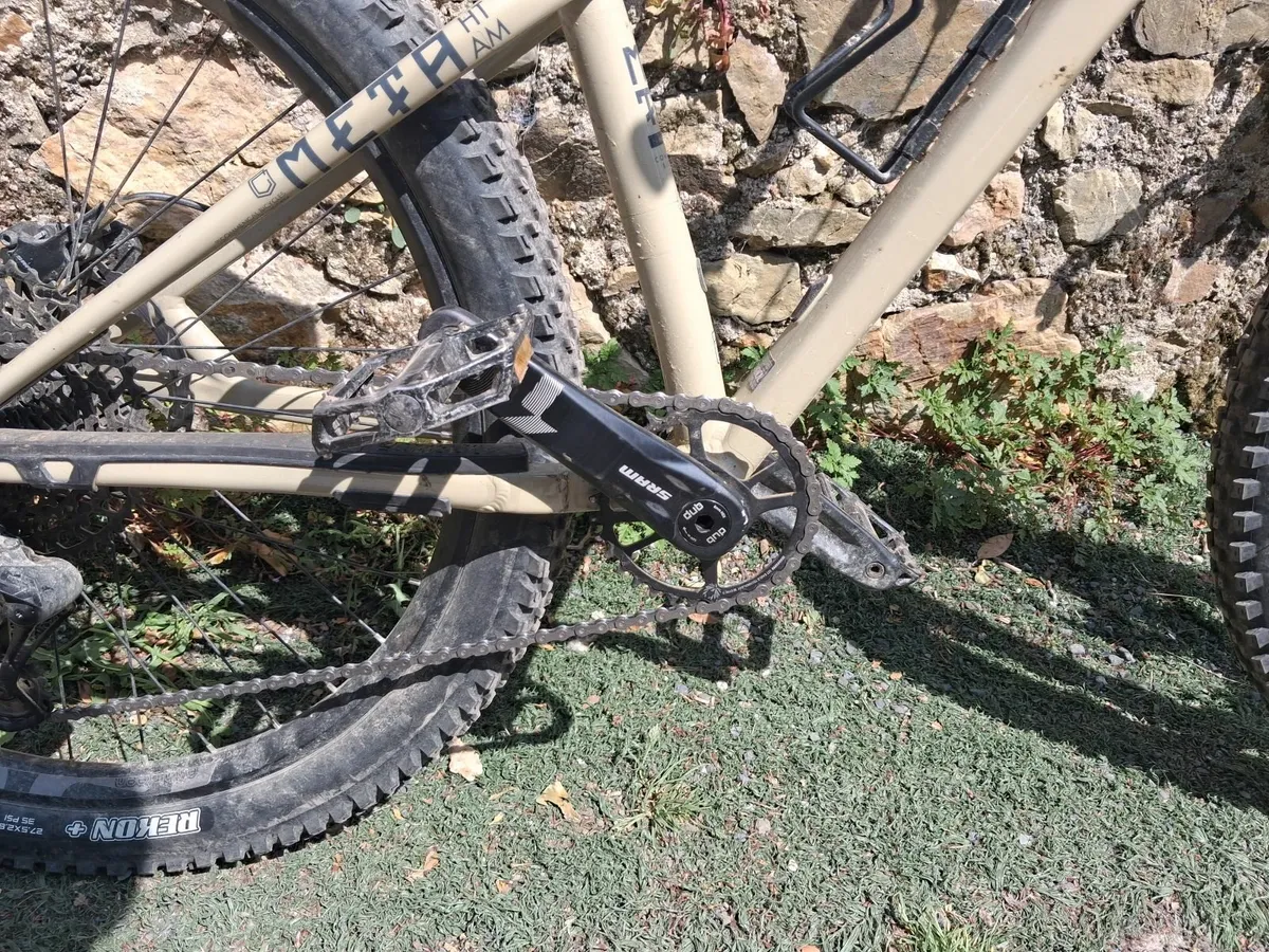 Online Auction Of A Dirt Commencal Fatbike - Image 3