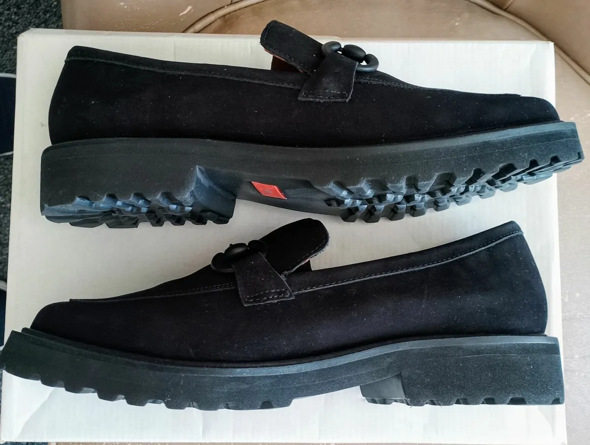ladies designer shoes Karen koo - Image 2