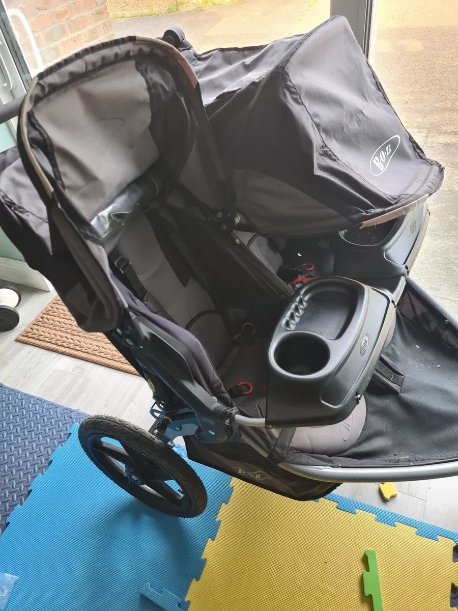 BOB Duallie: The Ultimate Jogging Double Stroller - Image 3