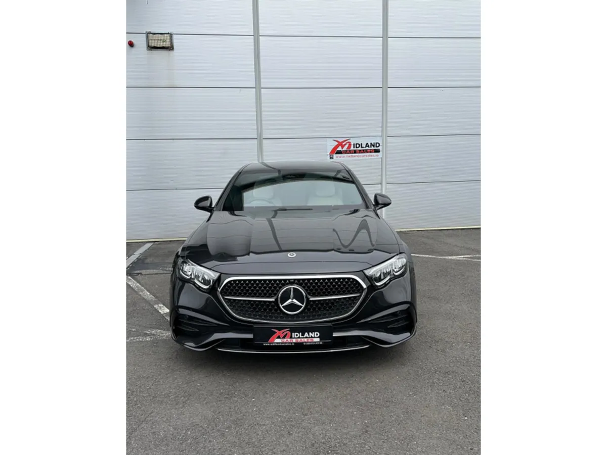 Mercedes-Benz E-Class 252 E 220 D AMG LINE Advance - Image 1