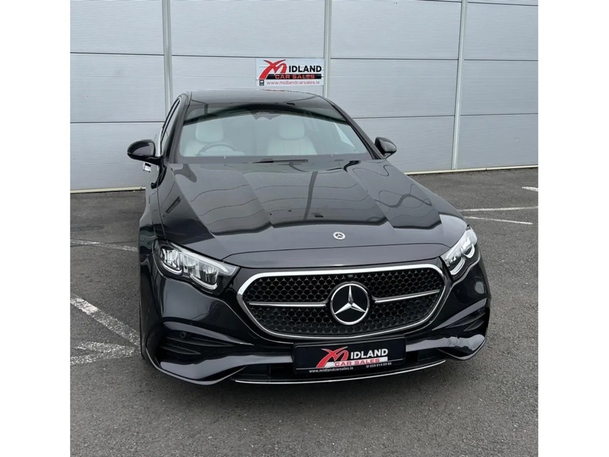 Mercedes-Benz E-Class 252 E 220 D AMG LINE Advance - Image 2