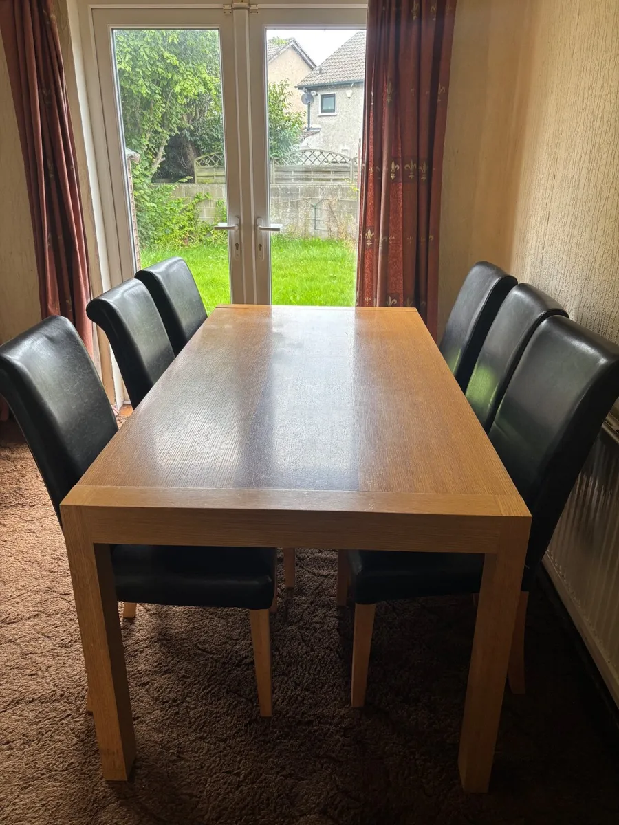 Dining table, 6 chairs, matching side cabinet - Image 1