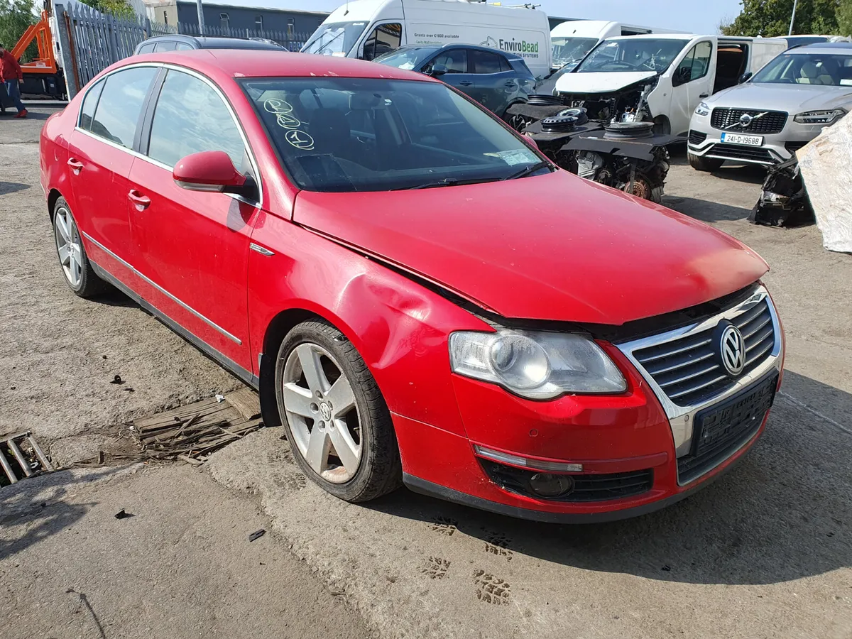 10 VOLKSWAGEN PASSAT  1.6 TDI (CAY) FOR BREAKING - Image 2