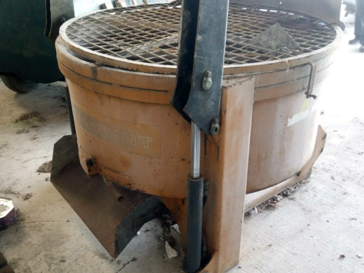 Concrete mixer for tractor - Image 4