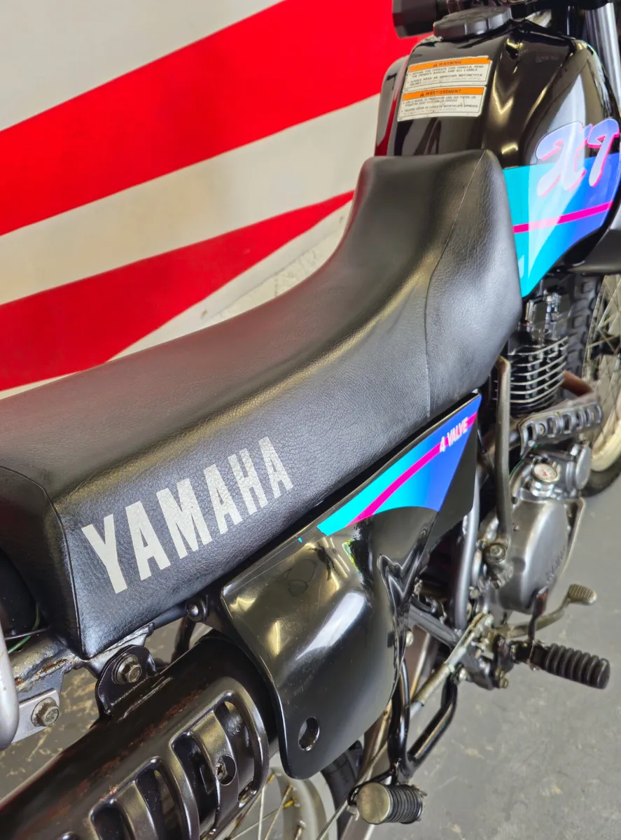 1993 Yamaha XT 350 - Image 4