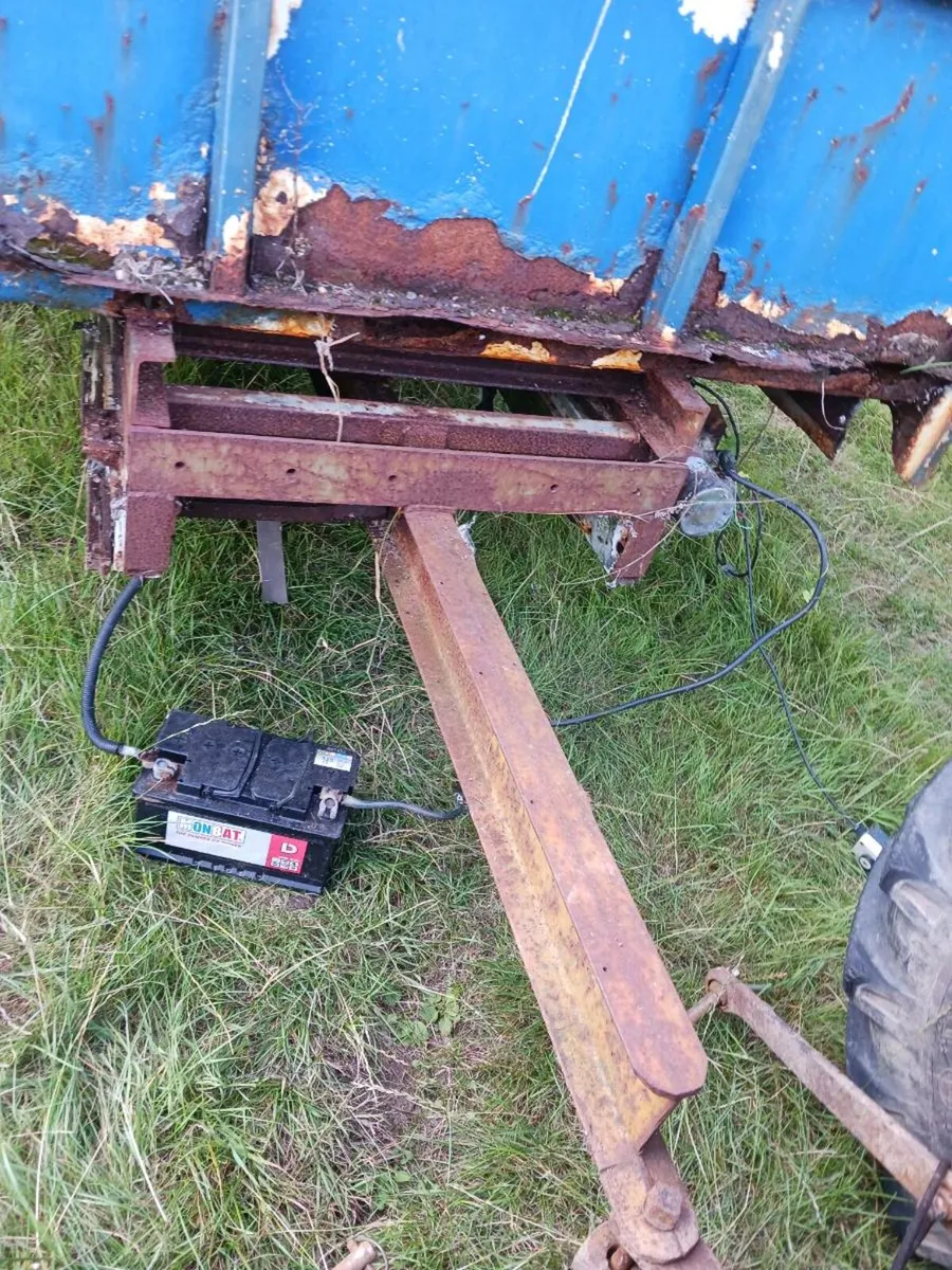 tipping trailer - Image 4