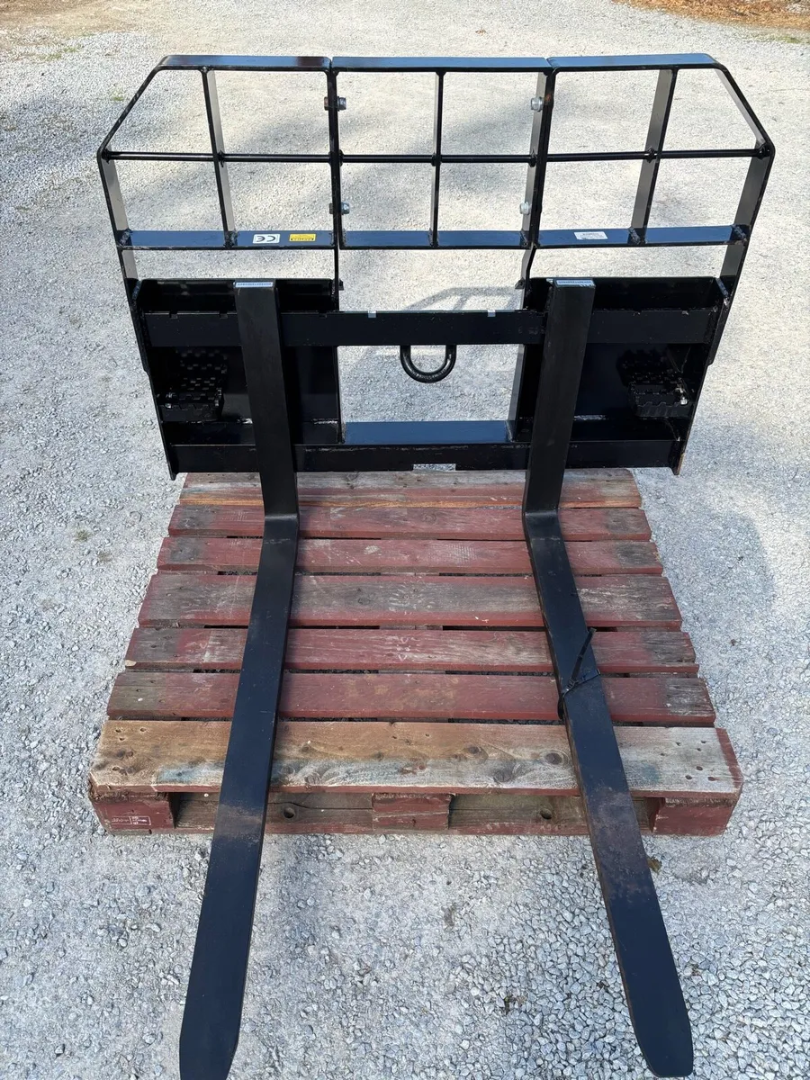 Bobcat Skidsteer Pallet forkes 2000kg - Image 2