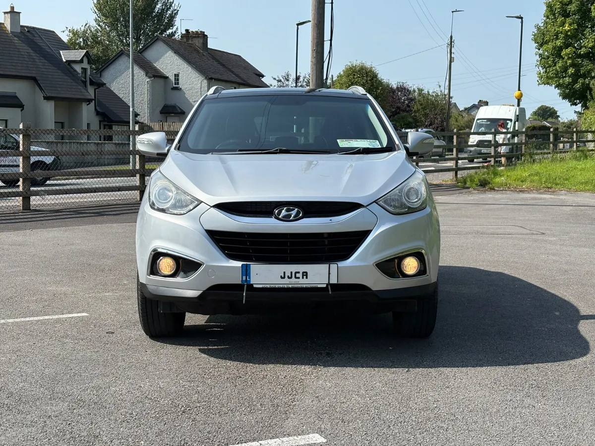Hyundai ix35 2011 top spec only 172km - Image 2
