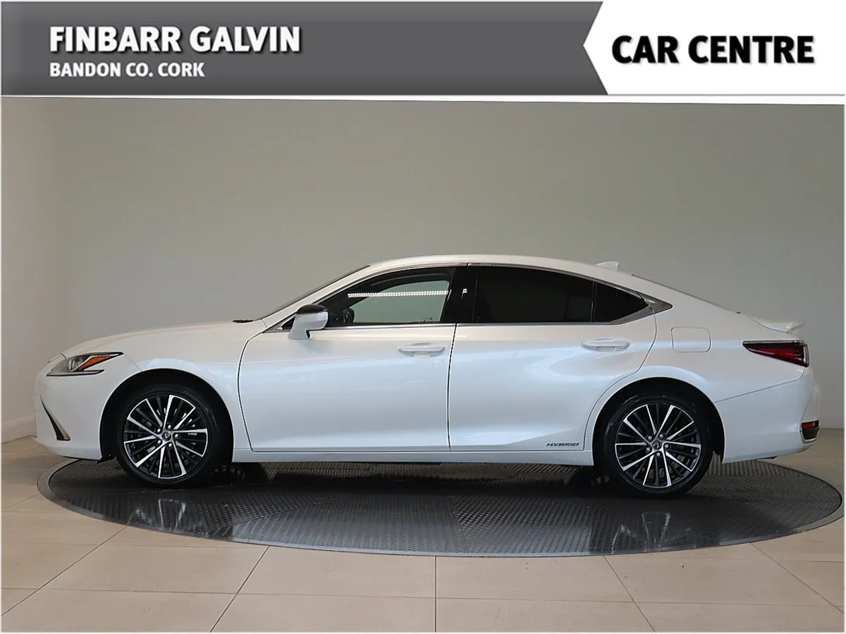 Lexus ES 300 H - Image 4