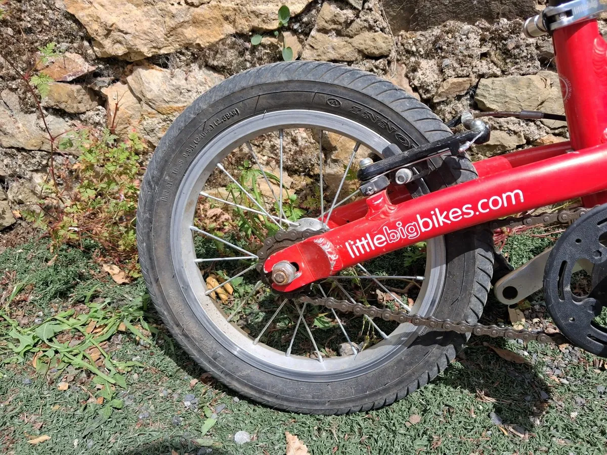 Online Auction Of A Littlebig Kids Bike & More! - Image 4