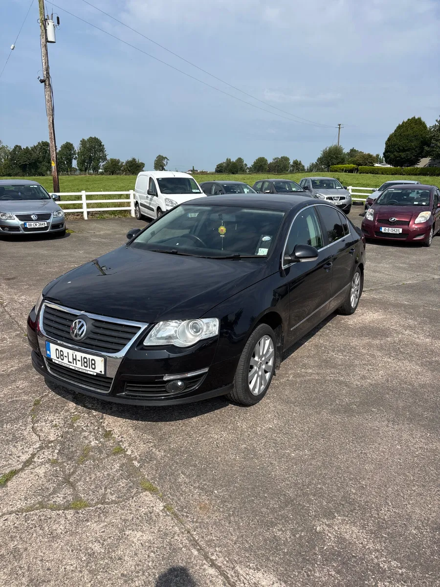 Volkswagen Passat 2008 - Image 2