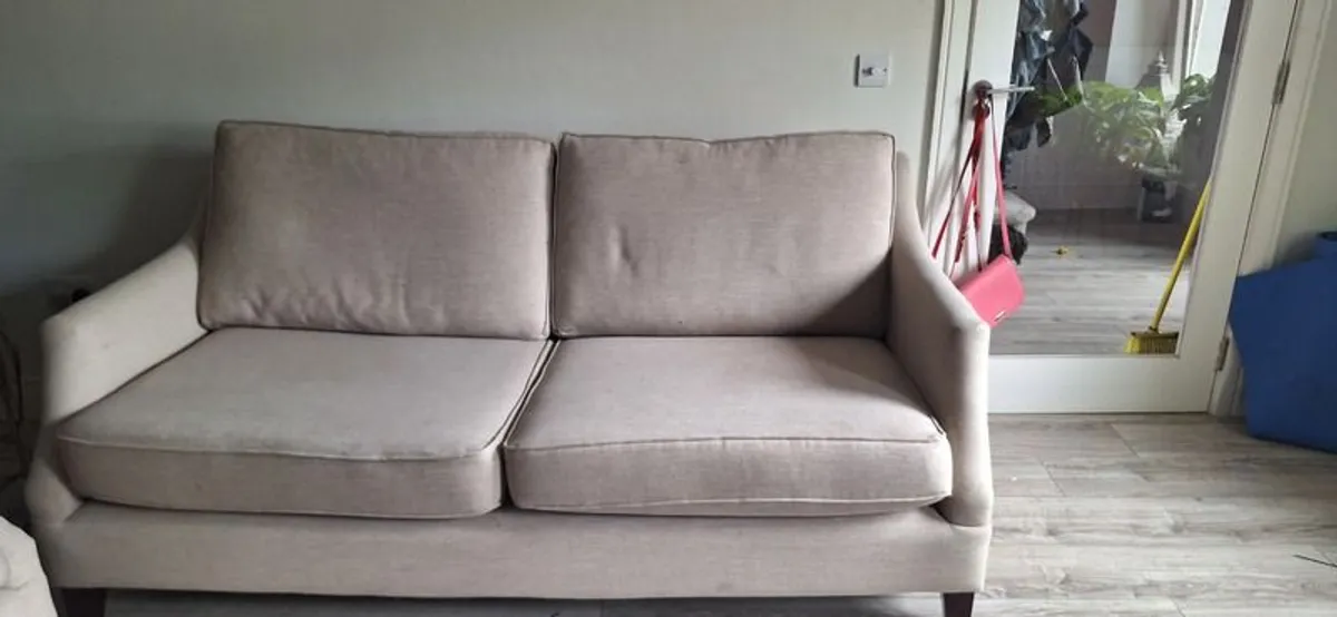 Lux 3 + 2 Sofa - Image 4