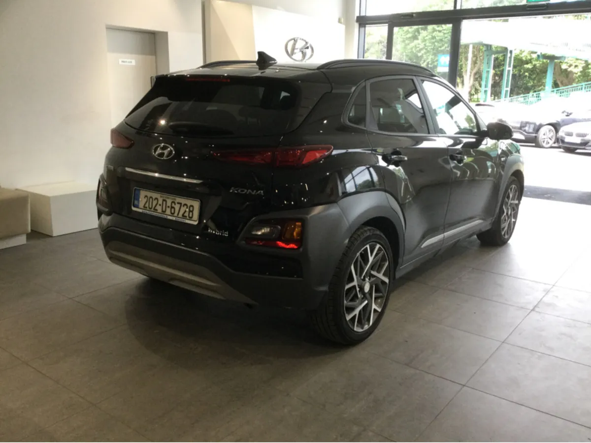 Hyundai KONA HYBRID AUTOMATIC ** FULL LEATHER **NC - Image 2