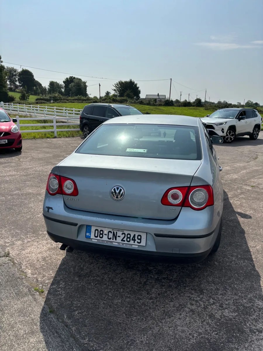 Volkswagen Passat 2008 - Image 4