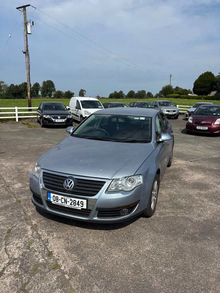 Volkswagen Passat 2008 - Image 1
