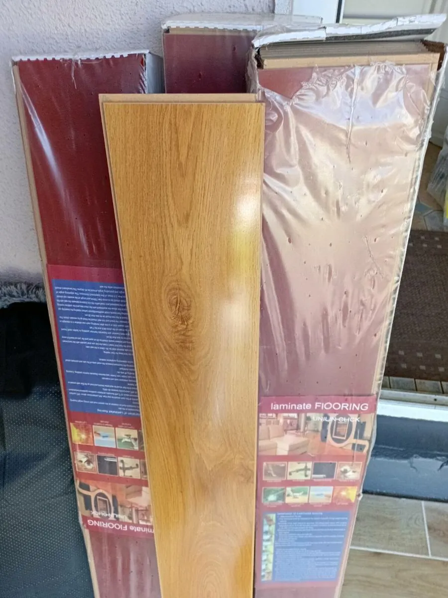Oak flooring - Image 2